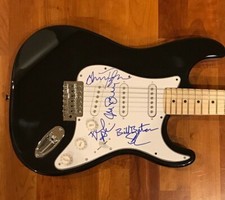 * THE BLASTERS * signed guitar * ALVIN, BAZZ, BERLIN, & BATEMAN * PROOF 6