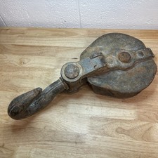 Industrial Snatch Block Solid Iron Pulley - 45lbs