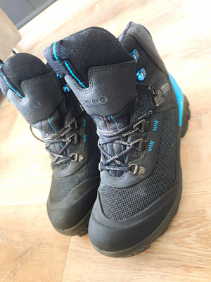 ECCO Herren Outdoor Wanderschuhe zum Wandern mit Schnürung in Schwarz/Blau