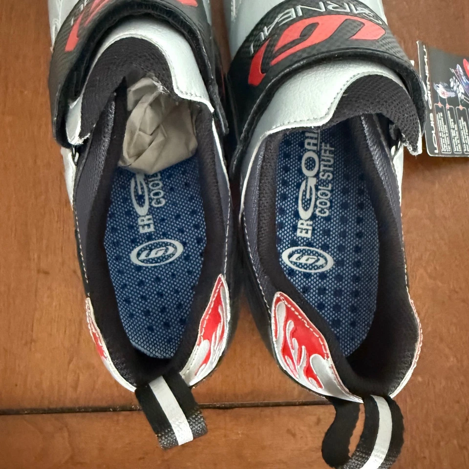 Nuevo con etiquetas Zapatos de Ciclismo Louis Garneau Plateados Negros para Hombres Talla 14 Ergo Air Botines Foto 4 de 4