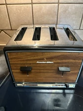 Vintage Proctor-Silex T009B 4 Slice Toaster Wood Grain & Chrome 1970s Works NMC