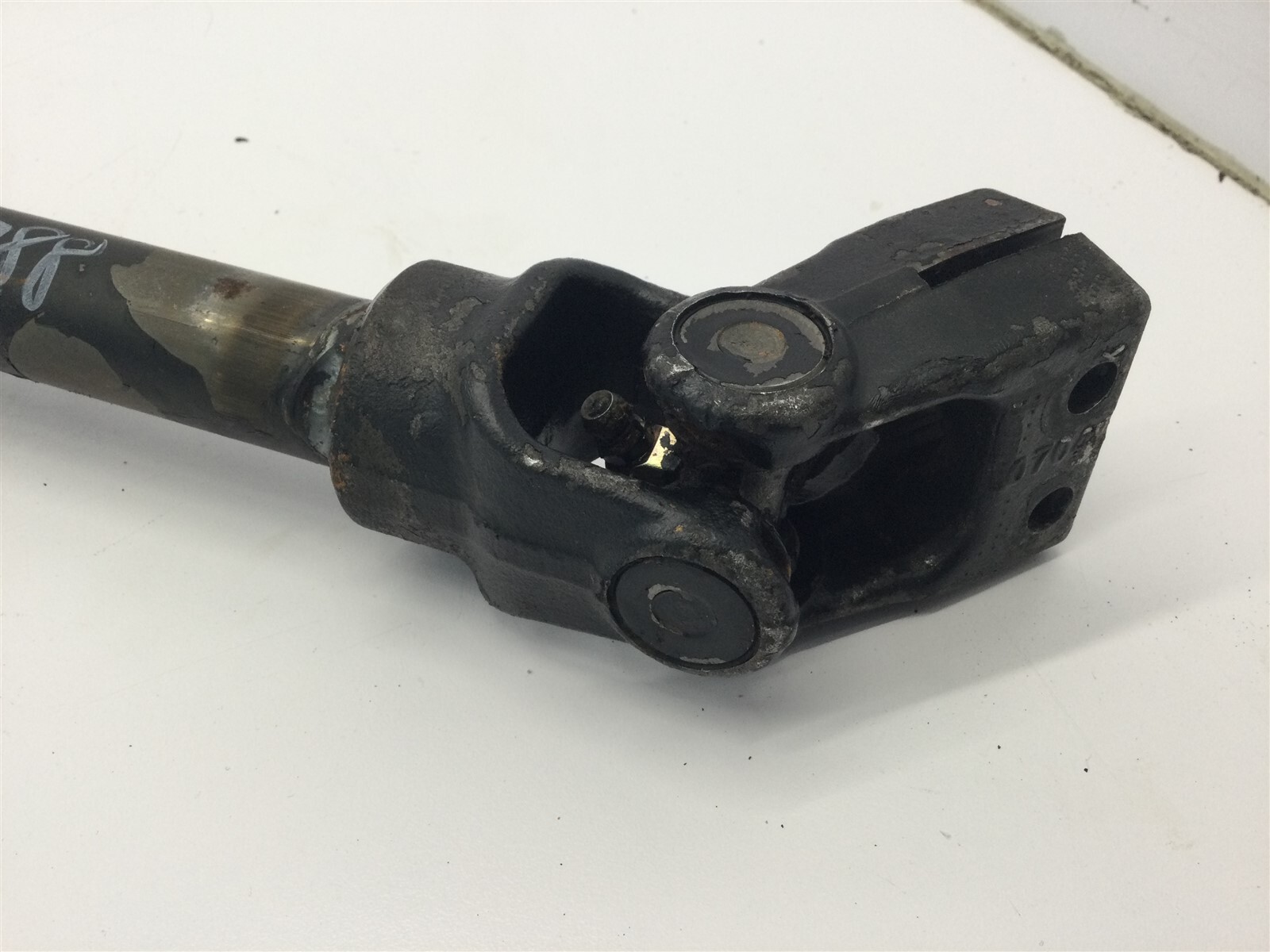 JOHN DEERE 4WD DRIVE SHAFT AM129788 X575 X585 X595 X728 X748 TRANS TO