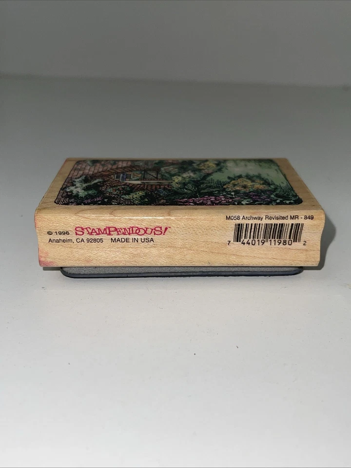 Estampilla de goma montada en madera Stampendous Archway revisitada 1996 2,5" X 3,5" Foto 3 de 4
