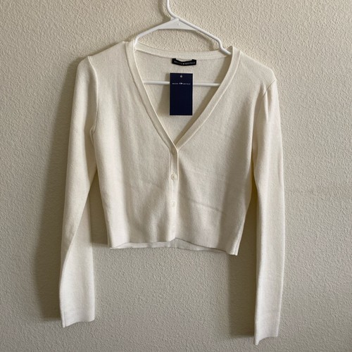 brandy melville beige crop v neck wool 
