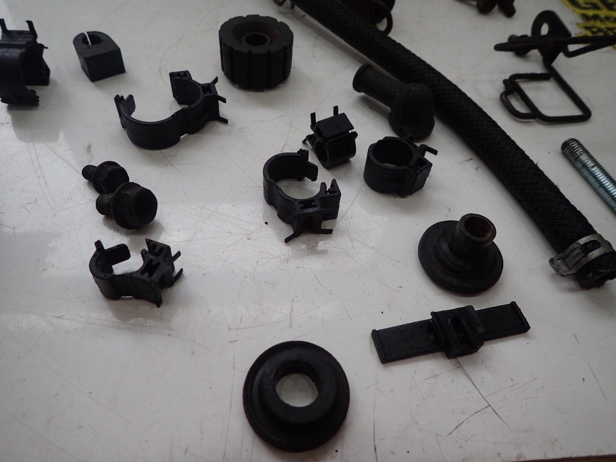 STAR様 Honda NX 650 Dominator 1996 - 2002 Job Lot Nuts Bolts Brackets