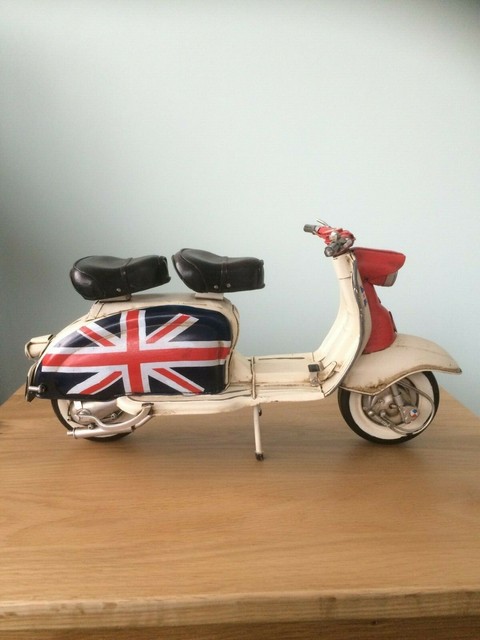 1958 1962 Lambretta Series 1 Li150 Special Tin Plate Model Scooter Target Livery