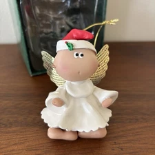 Vtg Russ Angel Cheeks Kirks Kritters Christmas Figurine Santa Hat 2001