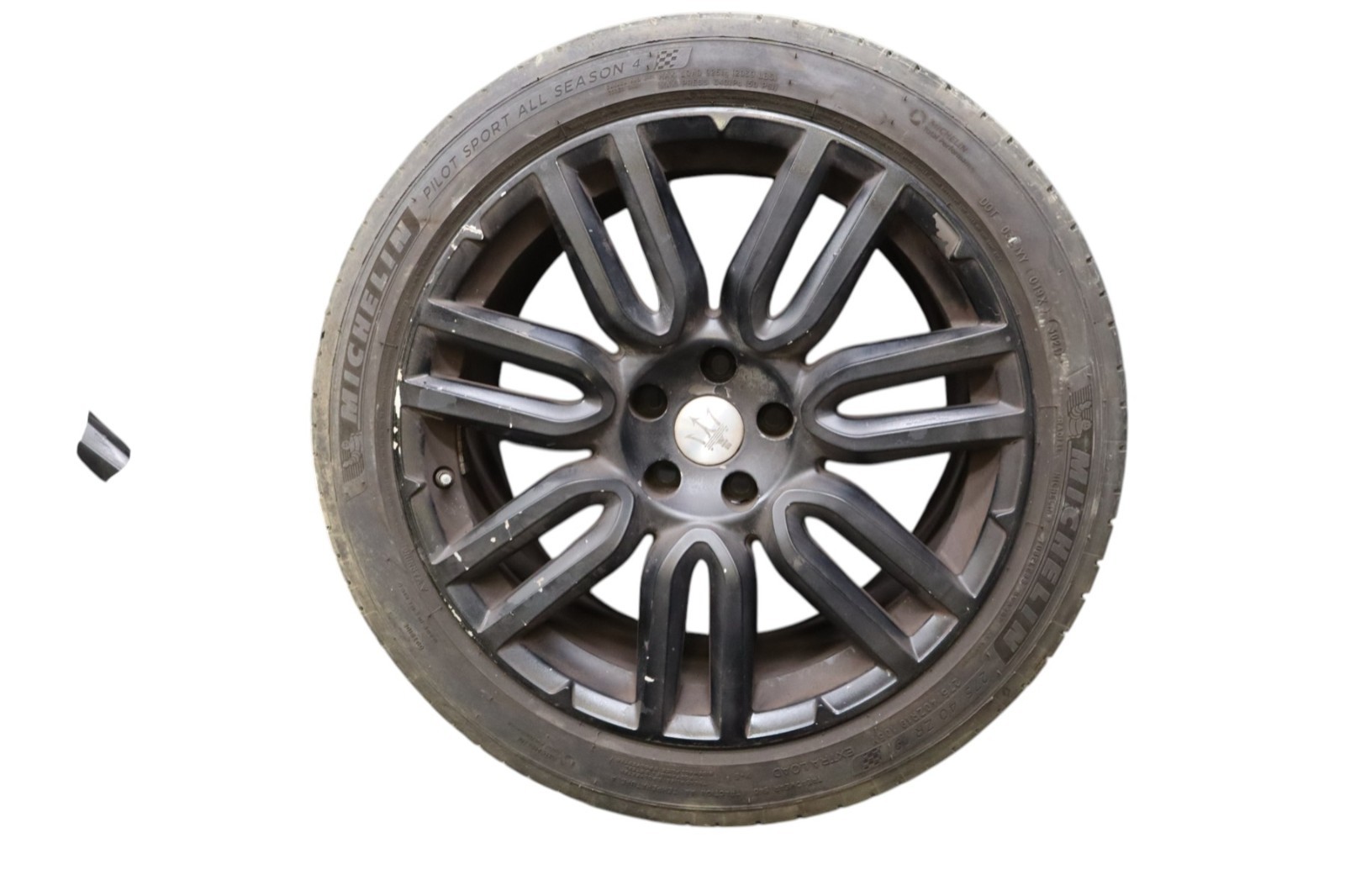 14-21 Maserati Ghibli M157 19" Alloy Wheel Rim With Tire 245/45ZR19 Set of 4 Oem