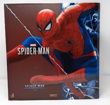 Hot Toys Spider Man (Classic Suit) 1:6 Scale Action Figure - VGM48