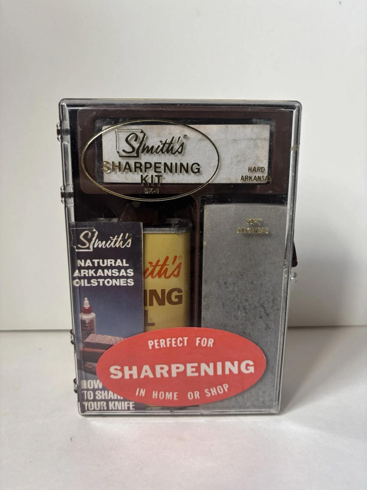 Smith's Knife Sharpening Kit SK-1 with Honing Oil Vintage 4oz Hard And Soft New