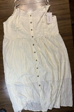 Universal Thread White Sleeveless V-Neck Button Down Sun Dress