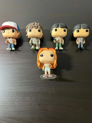 stranger things funko pop lot, Max Mayfield, Dustin, Mike