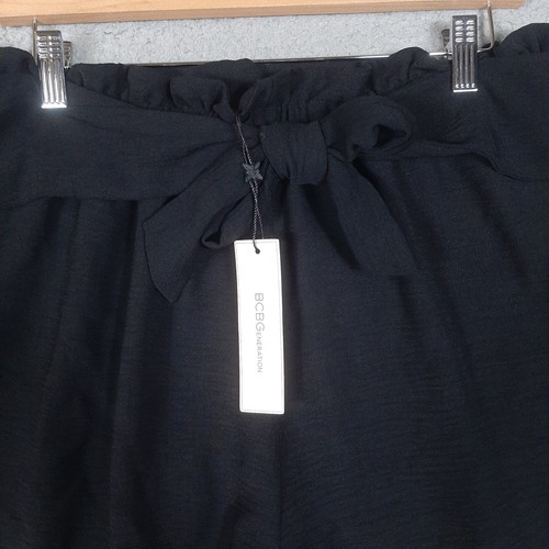 BCBGeneration Shorts Women's Large Black Elastic Tie Waist Lightweight Sheer NWT - Picture 2 of 11