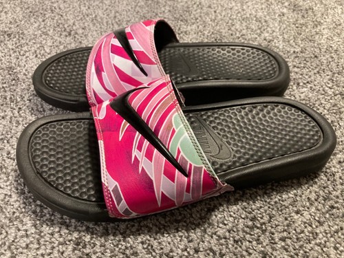 nike benassi jdi floral slides