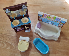 LOVING FAMILY DOLLHOUSE BATHROOM SINK BATHTUB TOILET BABY TUB