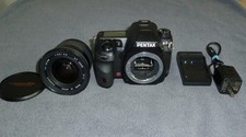 Pentax K-5 16.3MP DSLR Digital Camera With Accessories Shutter Count 1,451 