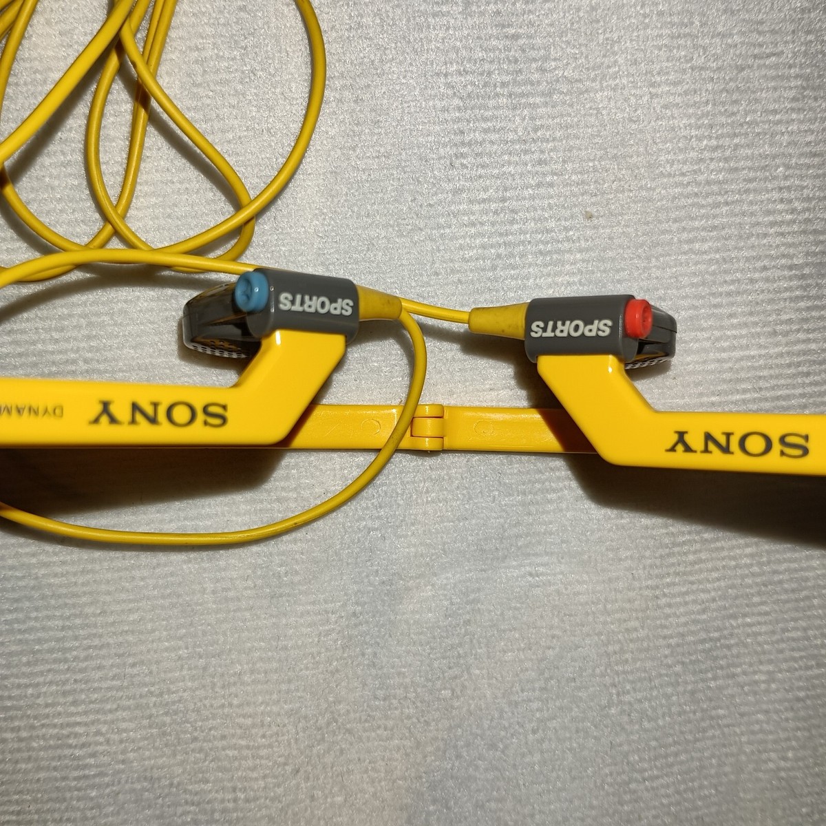 [可動品]ビンテージソニースポーツイヤホン sonysports MDR-W10 Sony Sports MDR-W10 Dynamic Stereo In-Ear Headphones