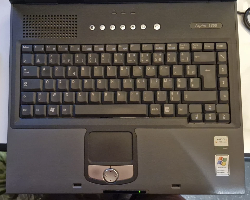 Acer Aspire 1350 Series Windows XP Pro SP Athlon 2600+ 512Mo HDD 40Go VINTAGE - Photo 4/4