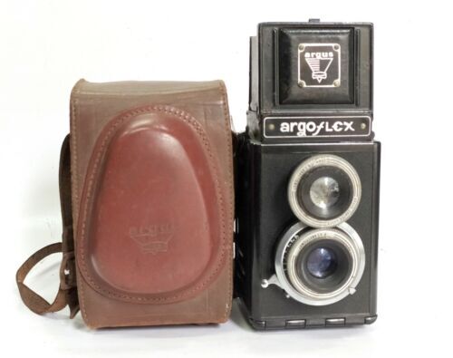Near Mint* YashicaFlex Model New B TLR Film Camera 80mm F3.5 Lens