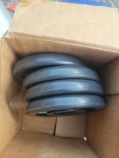 Cambro CPMDB000 Donut Bumper, 3-1/2in. dia., gray (Case of 4)