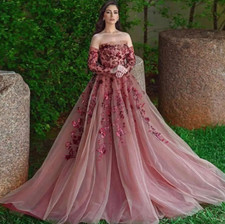 Fabulous Wedding Dress Appliques Long Sleeve Pleat or Lenght Strapless Chapel