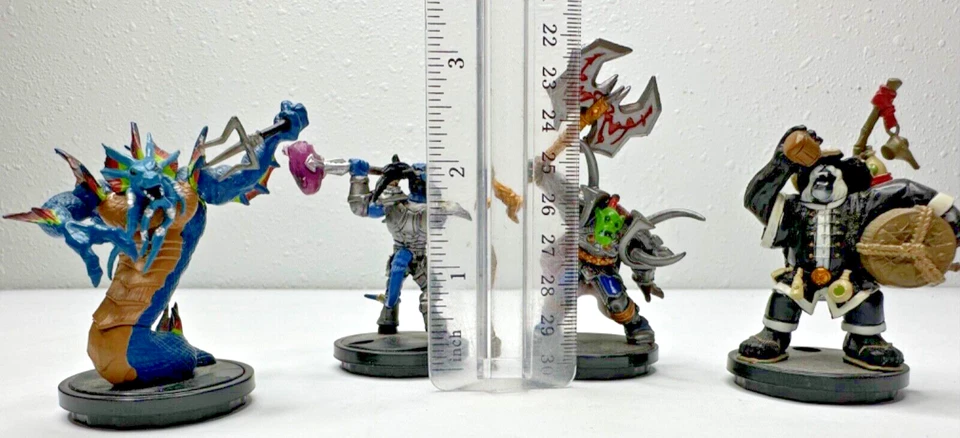 World Of Warcraft Vindicator Hoddon Gorebelly Chem Stormstout Slitherblade Figur - Image 2 of 4