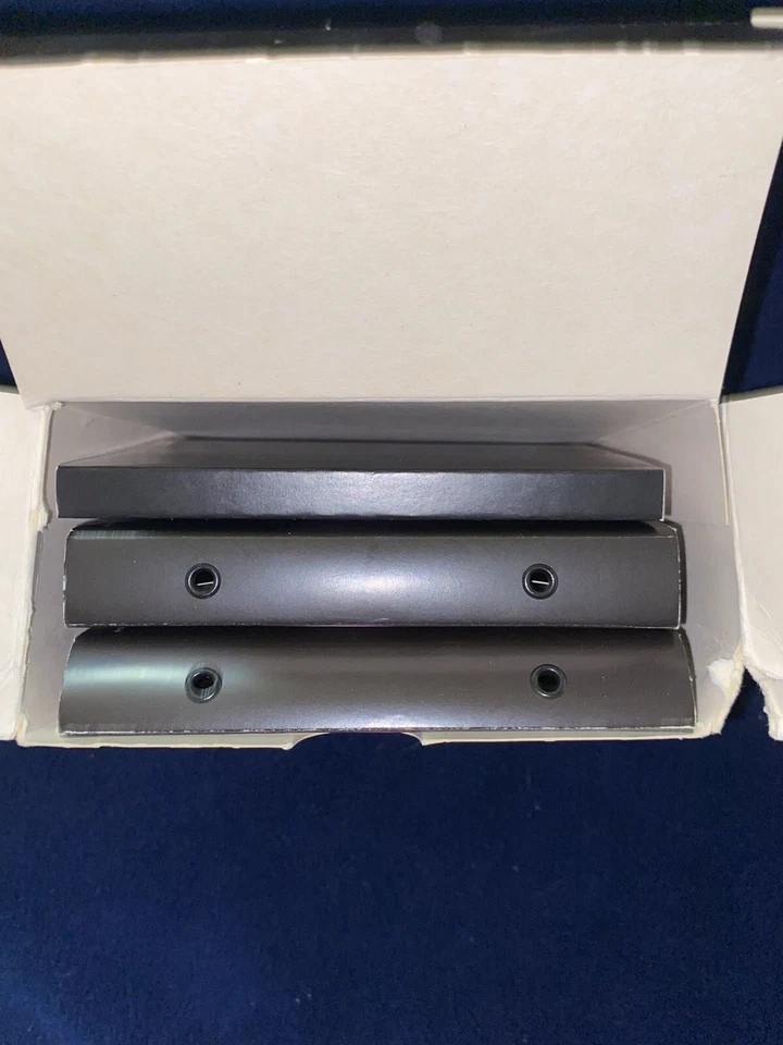 Reduced - AVID NEWSCUTTER APPLICATION PACK & PRODUCTION SUITE DVD PACK - Image 2 of 4