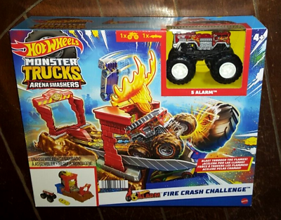 Hot Wheels Monster Trucks Arena Smashers & Truck Set w/2 Free Diecast Cars!