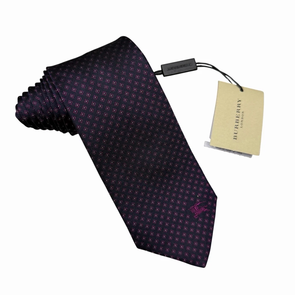 Burberry London NUEVA $165 Corbata Ajustada Reciente Geométrica Púrpura Seda 2.75" x 60.5" Foto 2 de 4