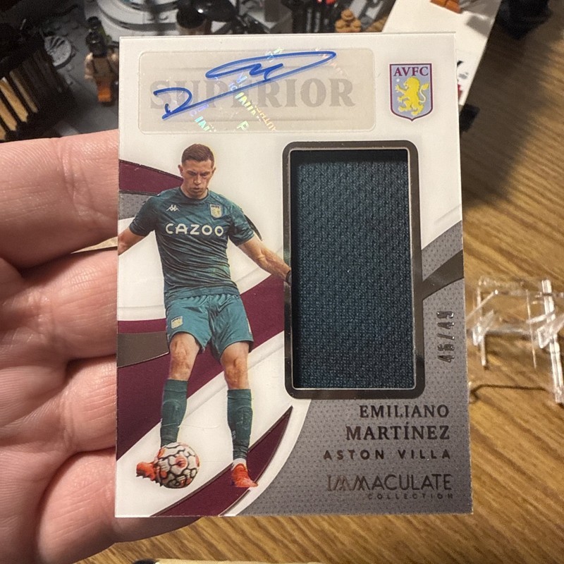 2021 Immaculate Collection Emiliano Martinez /49 Argintina Goalie!