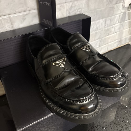 Mocasines de cuero con tacón cepillado chocolate Prada. Talla 8 en hombre. ¡Con caja!! - Imagen 2 de 22