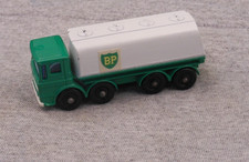 1968 Lesney Matchbox No 32 Leyland Tanker green/white BP rare white plastic base