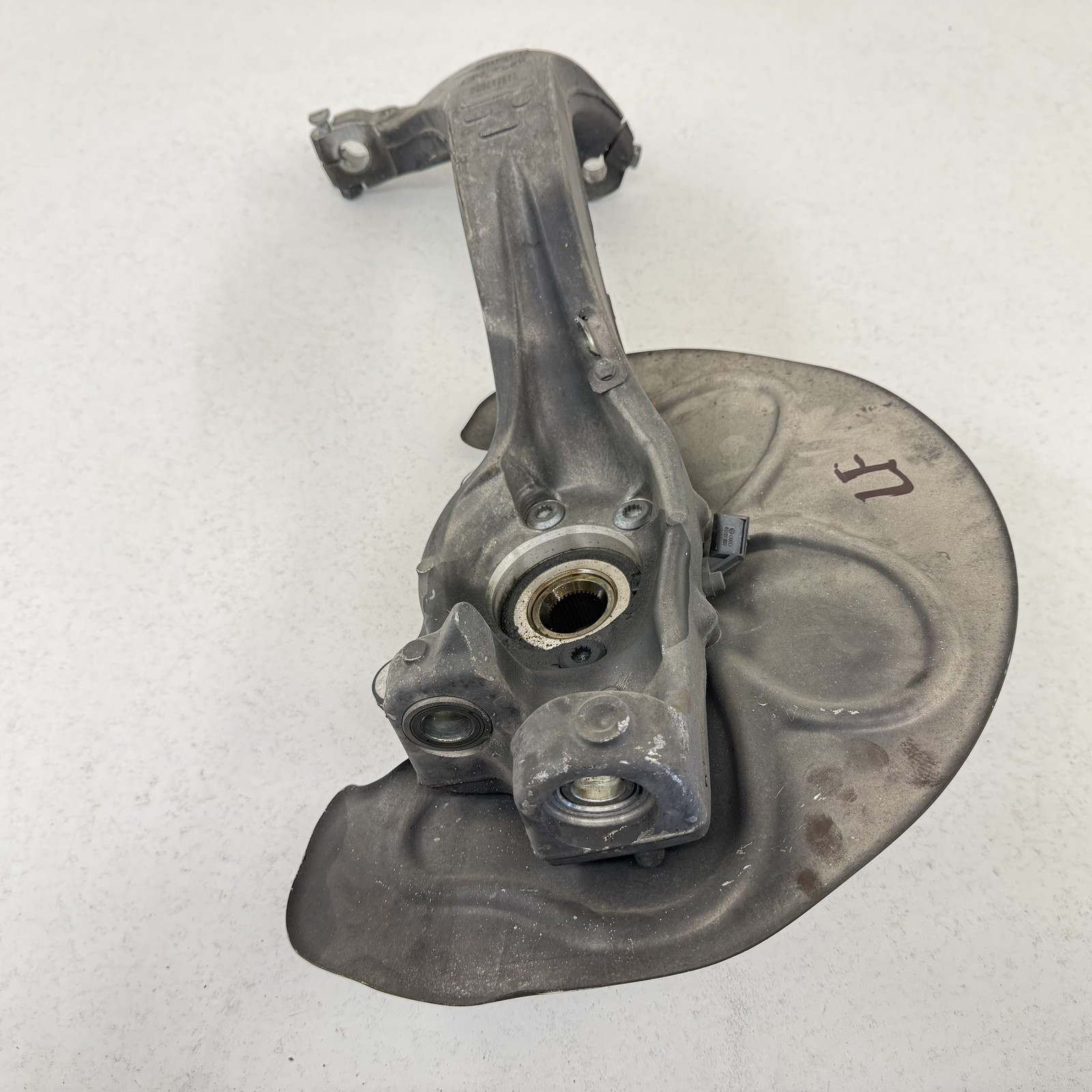 Bentley Flying Spur 2014-2018 Front Left Wheel bearing