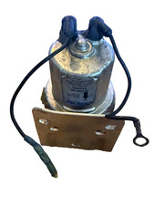 Clean Carter Electric Fuel Pump 152-875 12v Low Pressure Wmounting Bracket Clean Carter Electric Fuel Pump 152-875 12v Low Pressure Wmounting Bracket