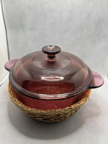 Vintage Visions Corning Casserole Dish Cranberry 2.5 QT 1156 With Lid and Basket