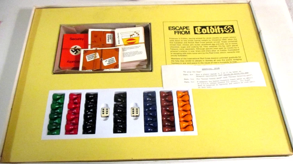 VINTAGE ESCAPE FROM COLDITZ - PARKER GAMES - COMPLETE - Image 4 of 4