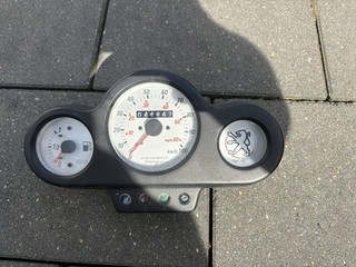 Peugeot Speedfight 1 AC 50 Tacho Tachometer Cockpit Instrumente