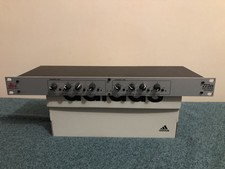 dbx 223xs Stereo 2-Way Mono 3-way Crossover