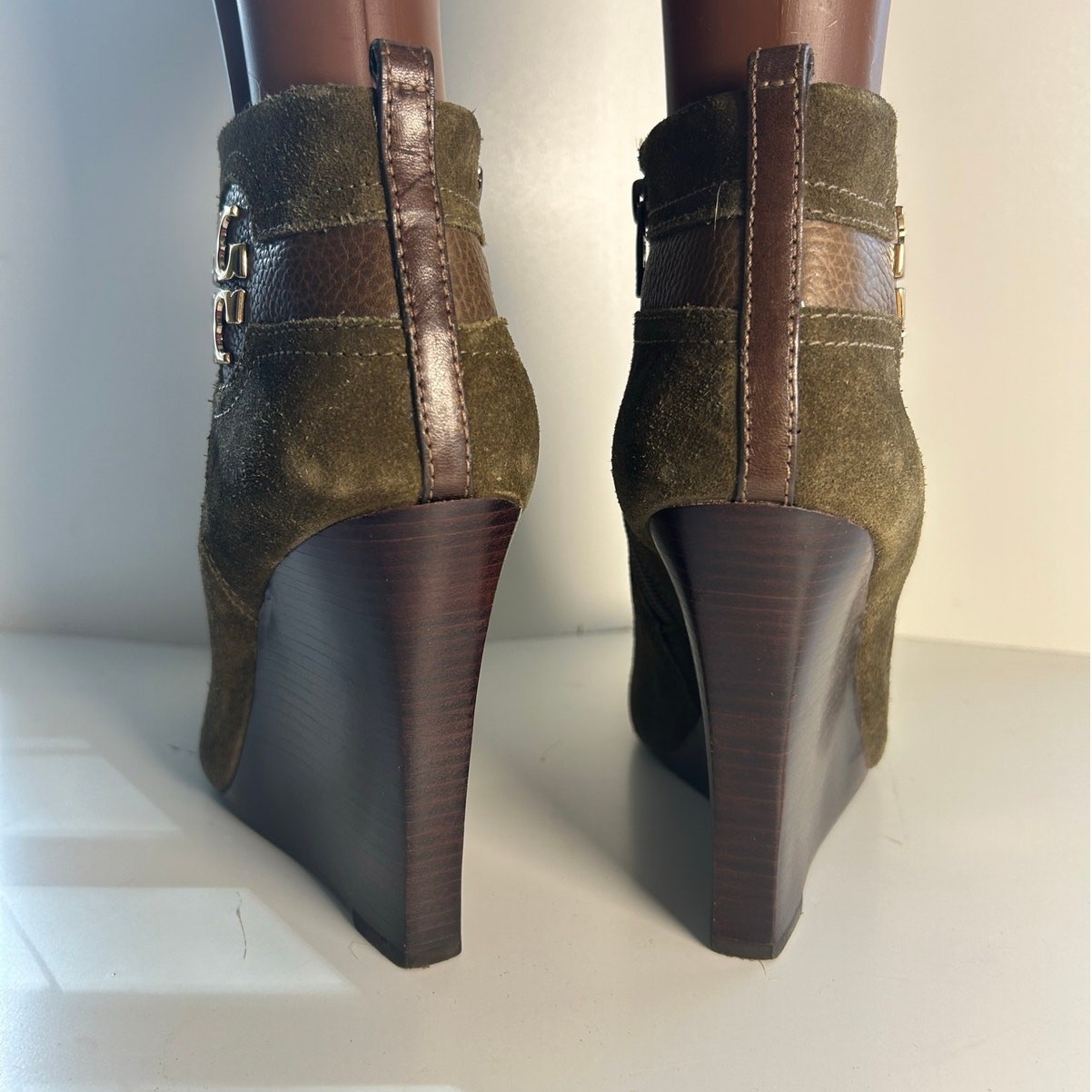 Tory Burch Aaden Wedge Dark Green Suede Ankle Boots Sz 10.5 thumbnail 4