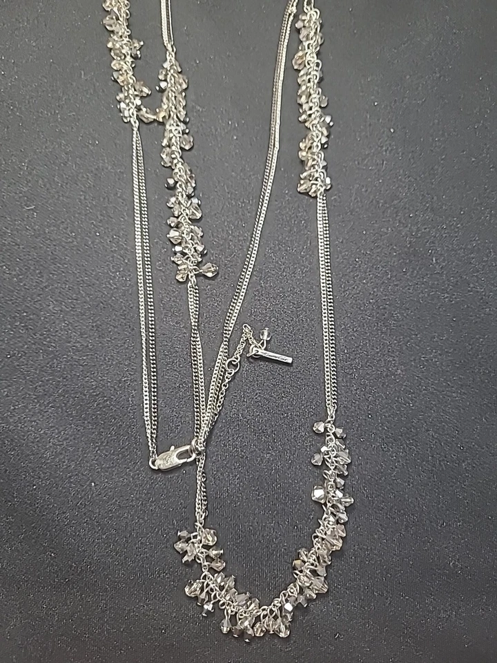 Kenneth Cole, cadena de estaciones de cristal 40" Foto 2 de 4