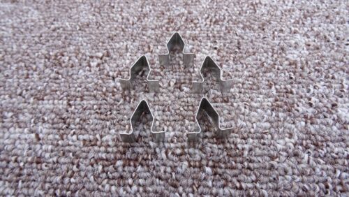 9 x 16MM Škoda METAL INTERIOR TRIM PANEL LINING UPHOLSTERY SPRING CLIPS 5PCS - Picture 1 of 6