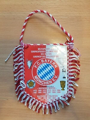Rarität FC Bayern München Wimpel 16x14 cm