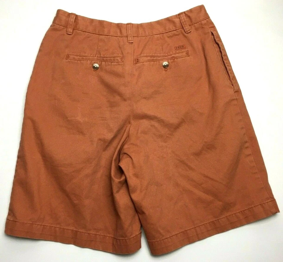 Shorts masculino Izod laranja frente plana 5 bolsos algodão tamanho 30 pol - Muito bom estado - Imagem 2 de 4