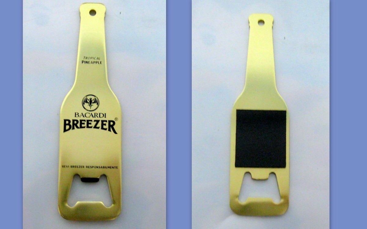 COLLEZIONISMO GADGET PUBBLICITARIO APRIBOTTIGLIE BACCARDI BREEZER