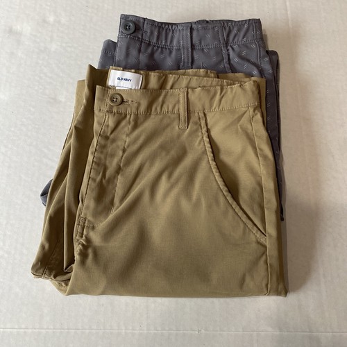 Boy's Shorts (2 pair) Size 16 Old Navy and Under Amour VGC pre owned - Picture 17 of 17