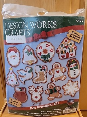 NEW Design Works Crafts GINGERBREAD COOKIES Felt Christmas Ornament Kit 5393 NIP