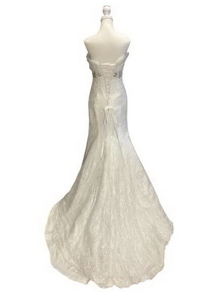 Vestido de novia marfil superpuesto de encaje sin tirantes adornado cintura talla 4 $899 Foto 2 de 4