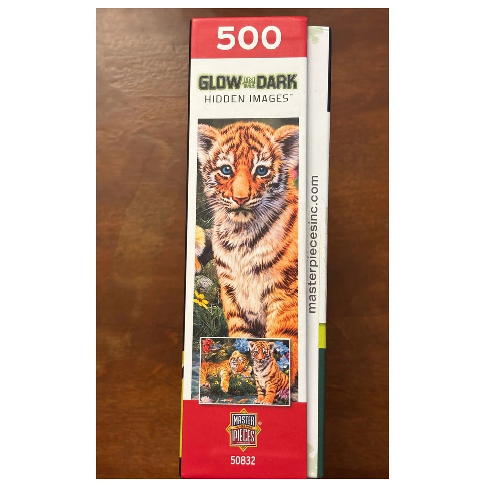 Rompecabezas MasterPieces Brilla en la Oscuridad Cachorros de Tigre 500 Piezas Imágenes Ocultas Foto 3 de 4