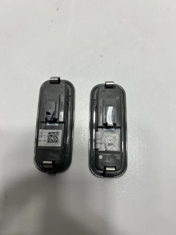 2021-25 FORD F-150 F-250 F-350 JUEGO TRASERO TECHO DOMO LUZ LÁMPARA DE LECTURA OEM Foto 3 de 3