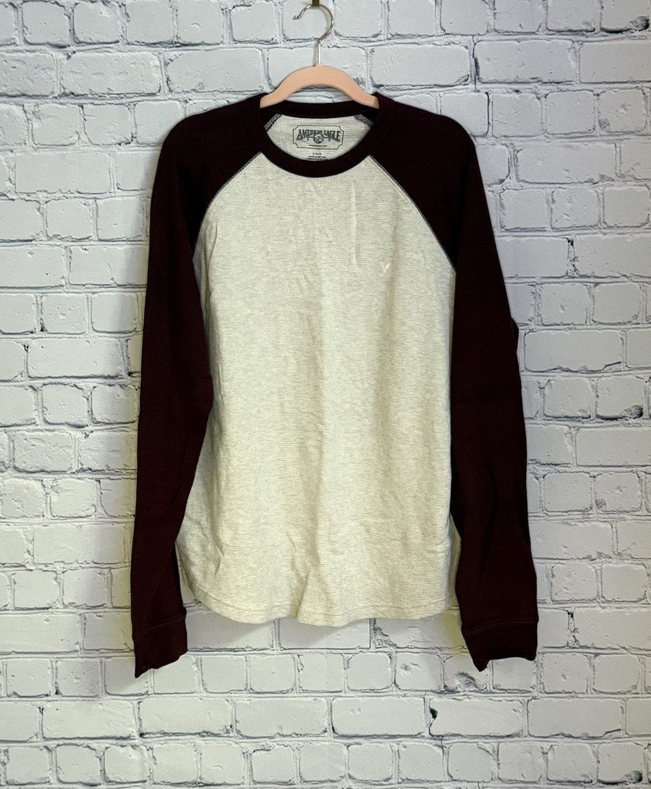 Men’s American Eagle Burgundy /Creme Round Neck Long Sleeve Thermal Shirt Size L